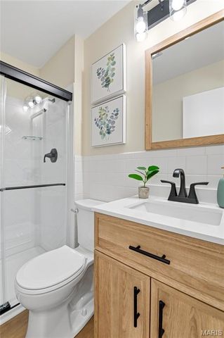 2723 Buckingham Drive, Florissant, MO 63033