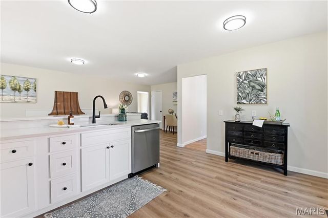 2723 Buckingham Drive, Florissant, MO 63033
