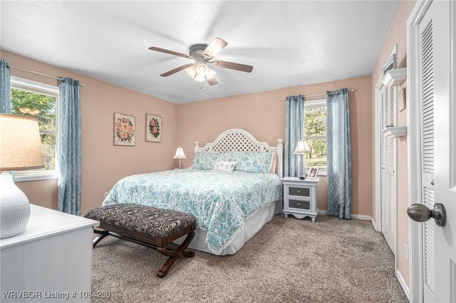 15 Dark Hollow Lane, Van Buren, AR 72956