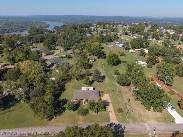 15 Dark Hollow Lane, Van Buren, AR 72956