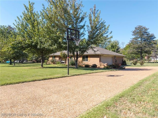 15 Dark Hollow Lane, Van Buren, AR 72956