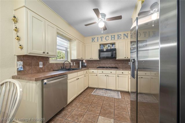 15 Dark Hollow Lane, Van Buren, AR 72956