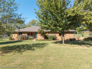 15 Dark Hollow Lane, Van Buren, AR 72956