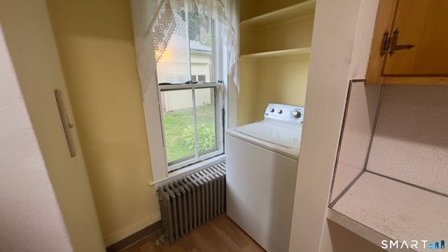 10 Henry Street, Bristol, CT 06010