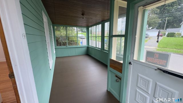 10 Henry Street, Bristol, CT 06010