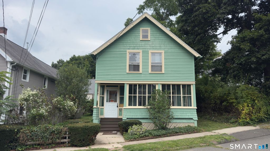 10 Henry Street, Bristol, CT 06010