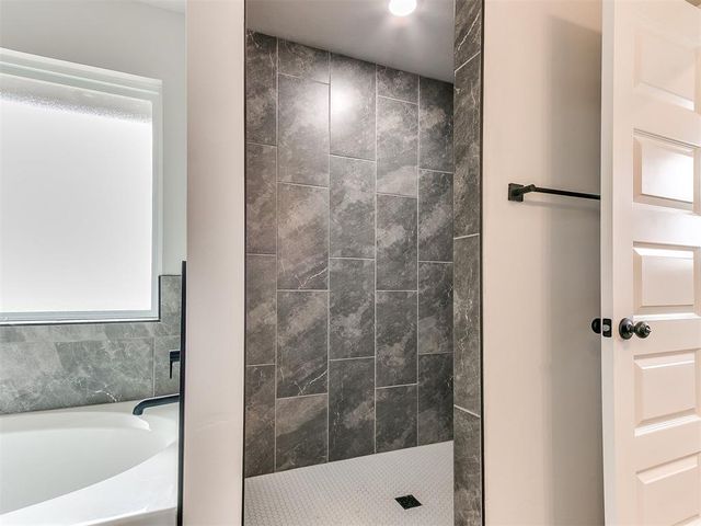 929 SE 16th Terrace, Newcastle, OK 73065