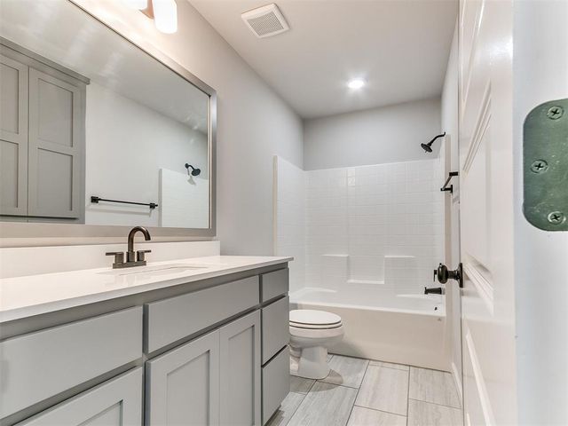 929 SE 16th Terrace, Newcastle, OK 73065