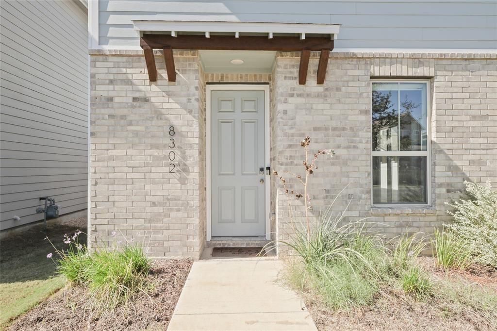 8302 Mandela BND, Austin, TX 78744