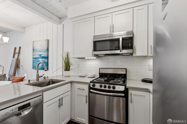 175 Red Rock Way 303K, San Francisco, CA 94131