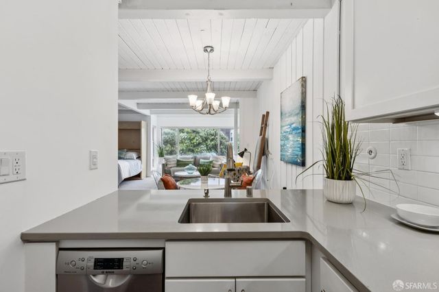 175 Red Rock Way 303K, San Francisco, CA 94131