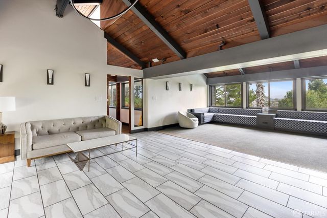175 Red Rock Way 303K, San Francisco, CA 94131