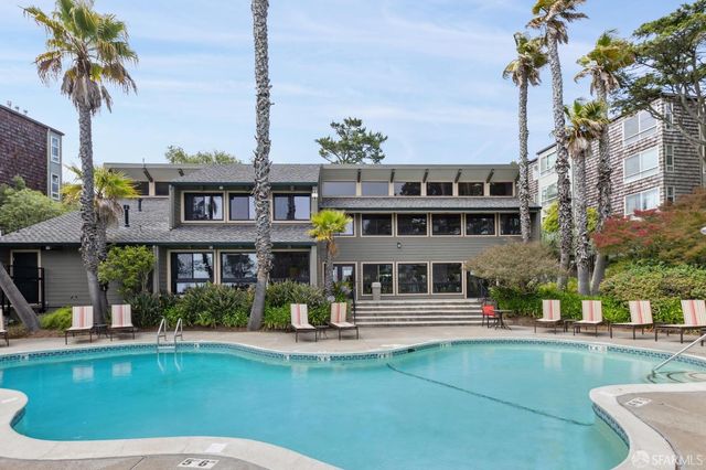 175 Red Rock Way 303K, San Francisco, CA 94131