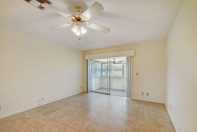 2915 Ashley Drive W E, West Palm Beach, FL 33415