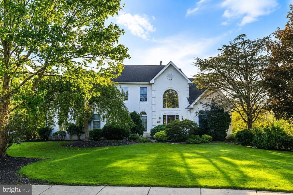 12 BROCKTON, RINGOES, NJ 08551 — exterior