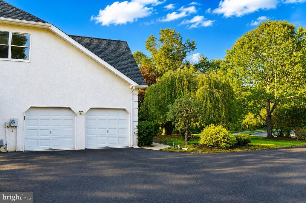 12 BROCKTON, RINGOES, NJ 08551 — photo 5