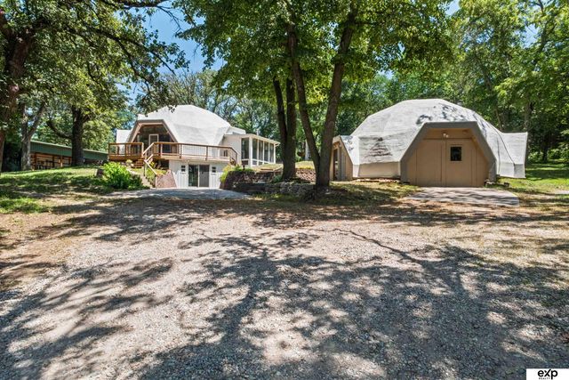 16605 Dyson Hollow Road, Bellevue, NE 68123