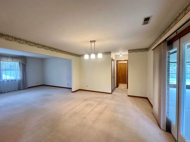 4611 Rhine Strasse Street, Jasper, IN 47546