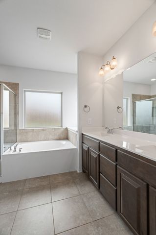 15816 Oak Pointe Drive, Fort Worth, TX 76177