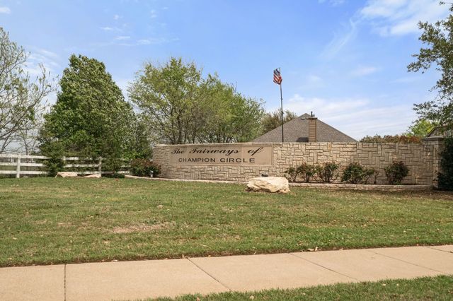 15816 Oak Pointe Drive, Fort Worth, TX 76177