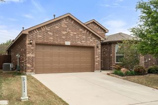 15816 Oak Pointe Drive, Fort Worth, TX 76177