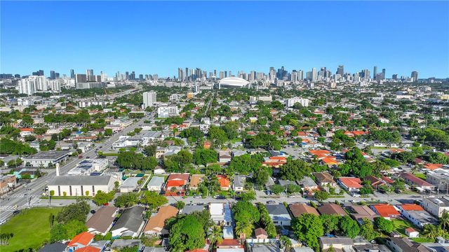 536 NW 25th Ave B, Miami, FL 33125