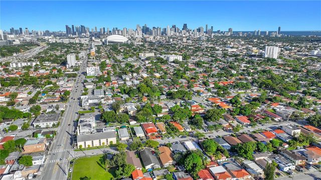 536 NW 25th Ave B, Miami, FL 33125