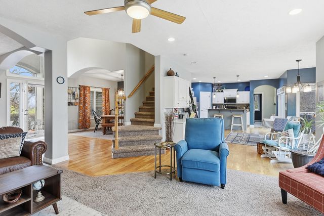 205 PARKWILD Drive, Council Bluffs, IA 51503