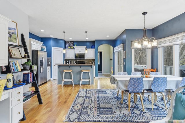 205 PARKWILD Drive, Council Bluffs, IA 51503