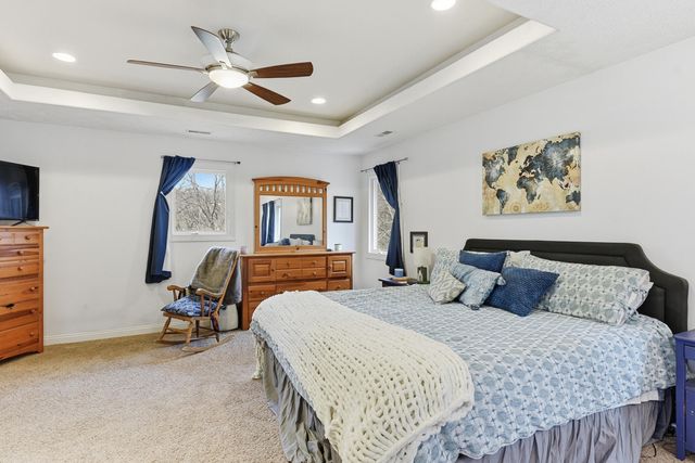 205 PARKWILD Drive, Council Bluffs, IA 51503