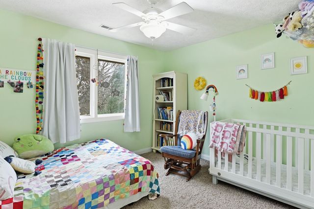 205 PARKWILD Drive, Council Bluffs, IA 51503