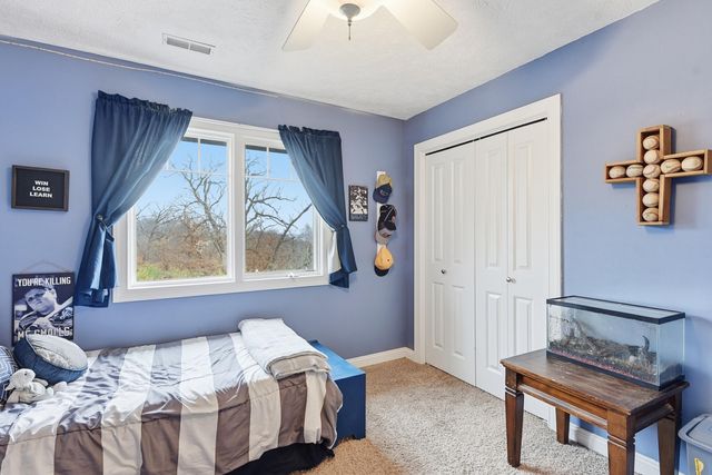 205 PARKWILD Drive, Council Bluffs, IA 51503