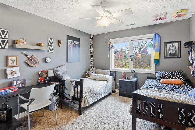 205 PARKWILD Drive, Council Bluffs, IA 51503