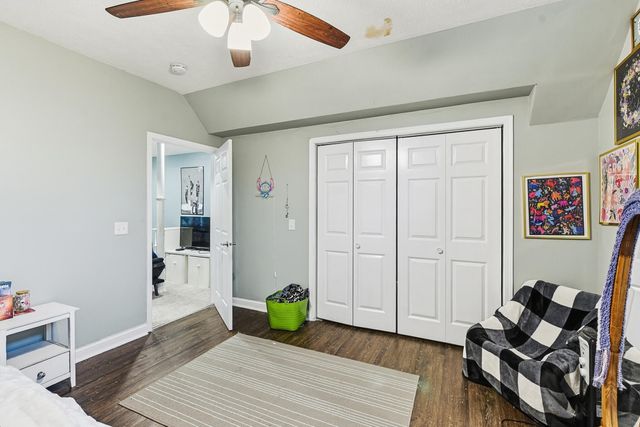 205 PARKWILD Drive, Council Bluffs, IA 51503