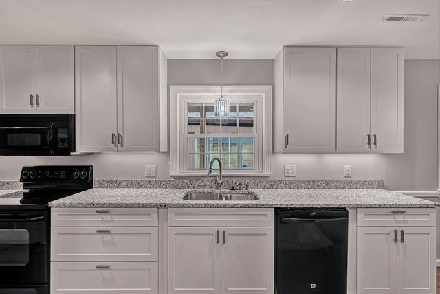 4118 Belle Aire CIR, Roanoke, VA 24018