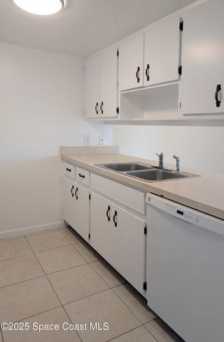 121 San Juan Circle, Melbourne, FL 32935