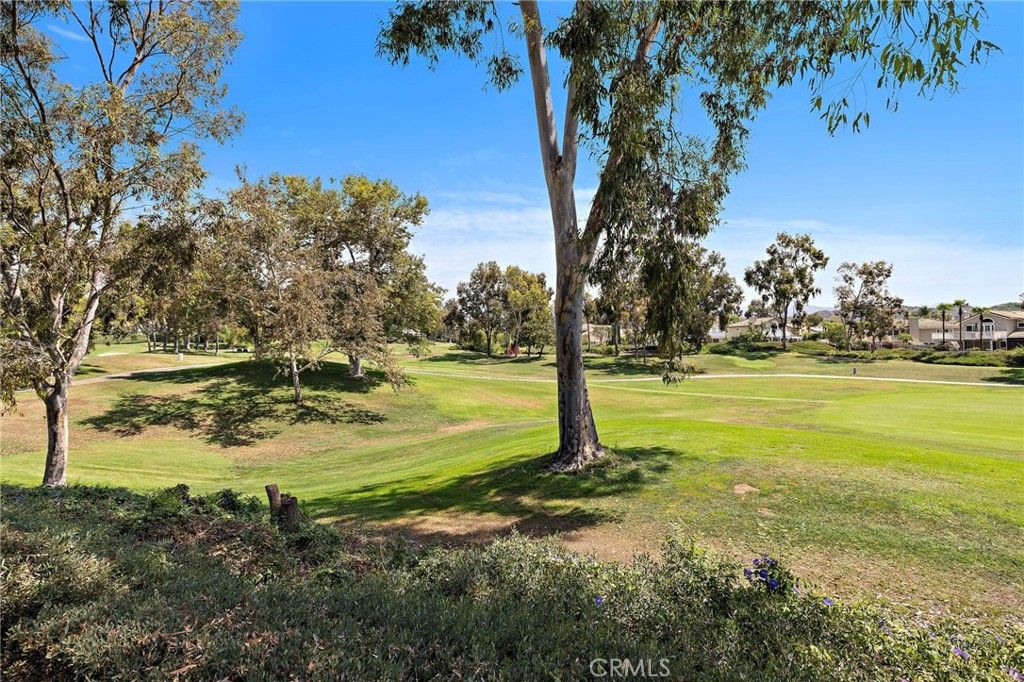 Image 36 of property listing at 4 Reata, Rancho Santa Margarita, CA 92688