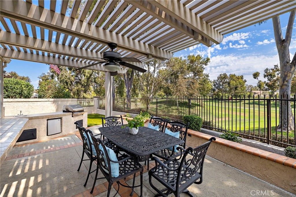Image 39 of property listing at 4 Reata, Rancho Santa Margarita, CA 92688