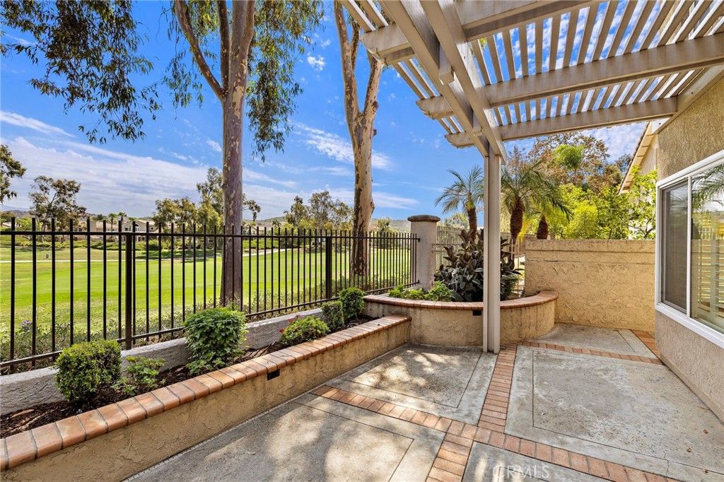 Image 40 of property listing at 4 Reata, Rancho Santa Margarita, CA 92688