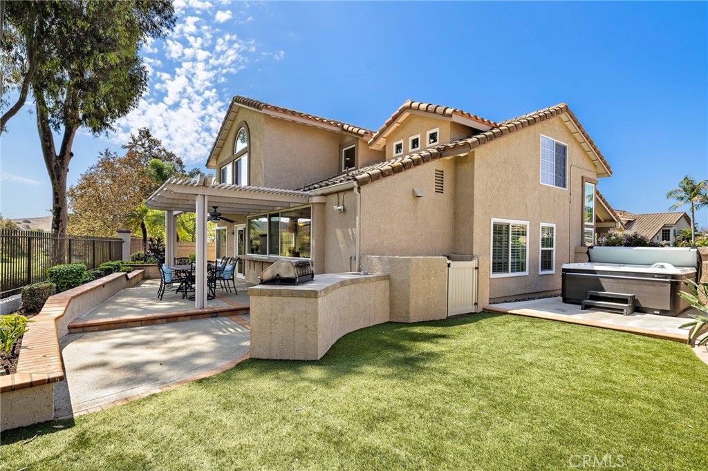 Image 43 of property listing at 4 Reata, Rancho Santa Margarita, CA 92688