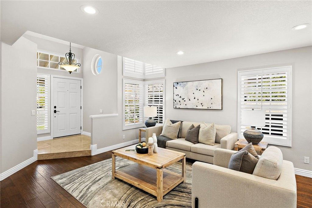 Image 7 of property listing at 4 Reata, Rancho Santa Margarita, CA 92688