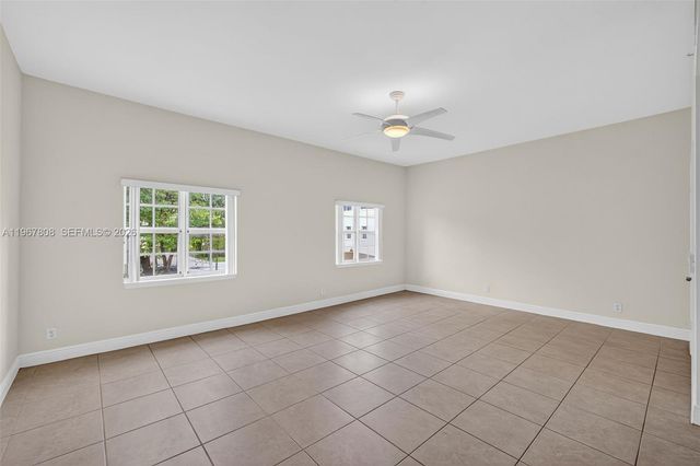 704 SW 1st Avenue, Pompano Beach, FL 33060