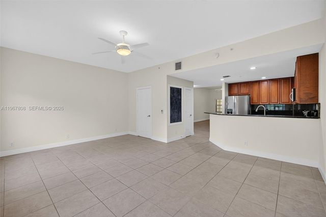 704 SW 1st Avenue, Pompano Beach, FL 33060