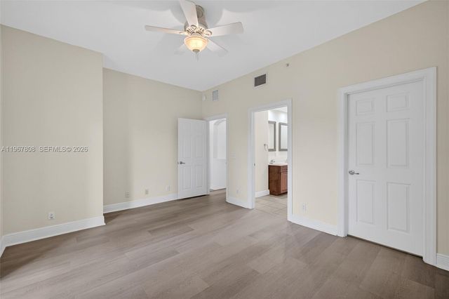 704 SW 1st Avenue, Pompano Beach, FL 33060