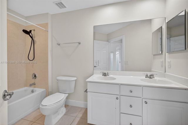 704 SW 1st Avenue, Pompano Beach, FL 33060