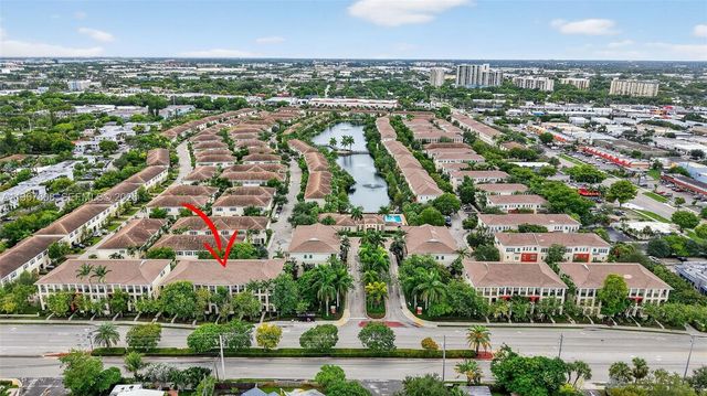 704 SW 1st Avenue, Pompano Beach, FL 33060