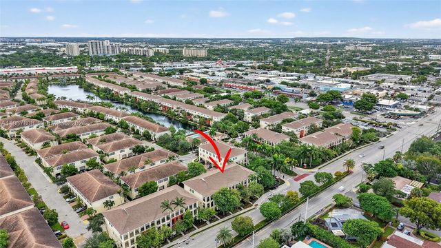 704 SW 1st Avenue, Pompano Beach, FL 33060