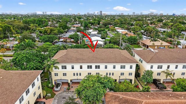 704 SW 1st Avenue, Pompano Beach, FL 33060