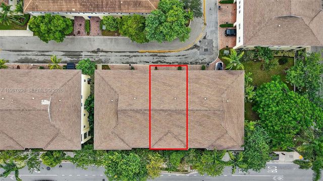 704 SW 1st Avenue, Pompano Beach, FL 33060