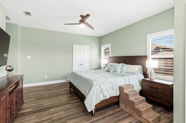 1021 Mason Street, Aubrey, TX 76227